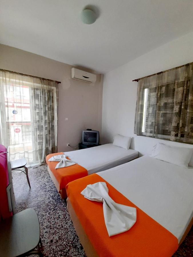 Villa California Paralia Dionysiou Exterior foto