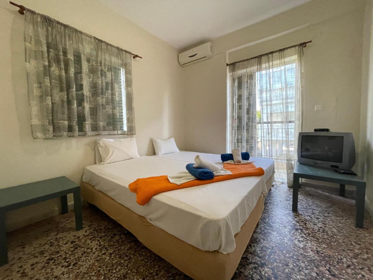 Villa California Paralia Dionysiou Exterior foto